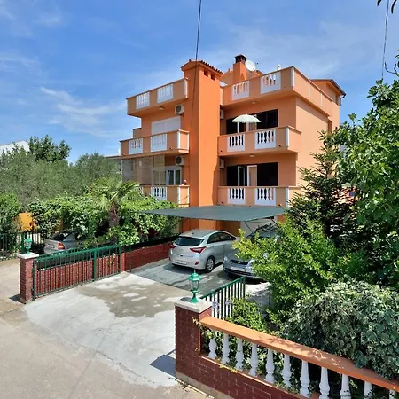 아파트 With A Parking Space - Diklo, - 6268 *