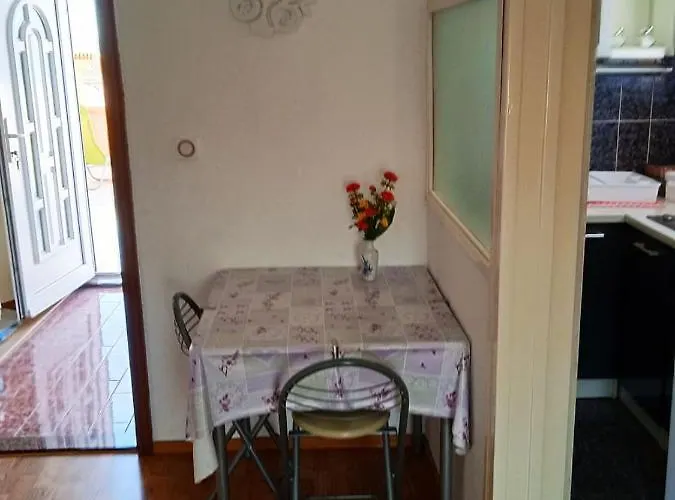 With Parking Space - Diklo, - 6268 شقة