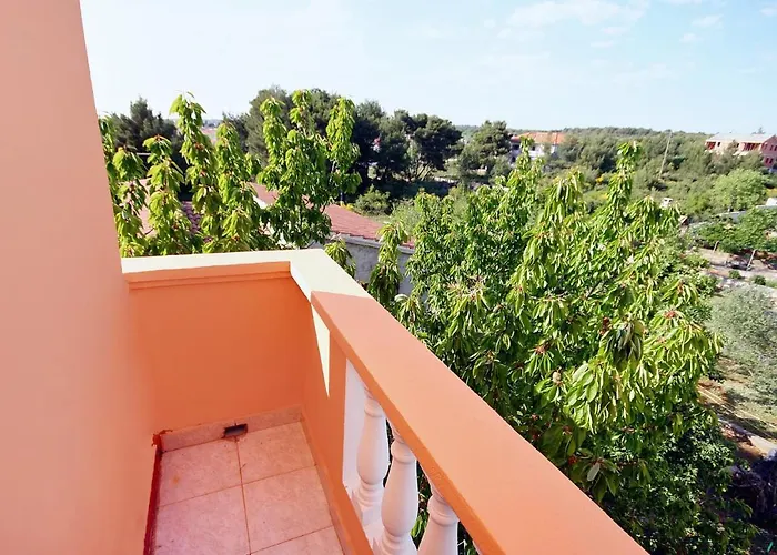 شقة With Parking Space - Diklo, - 6268 زادار