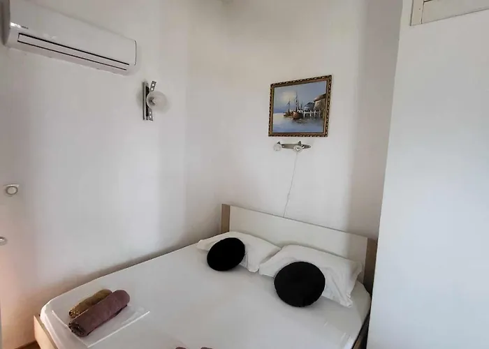 With Parking Space - Diklo, - 6268 *